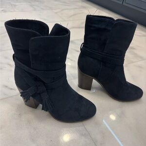 Navy Suede Boots 7 1/2